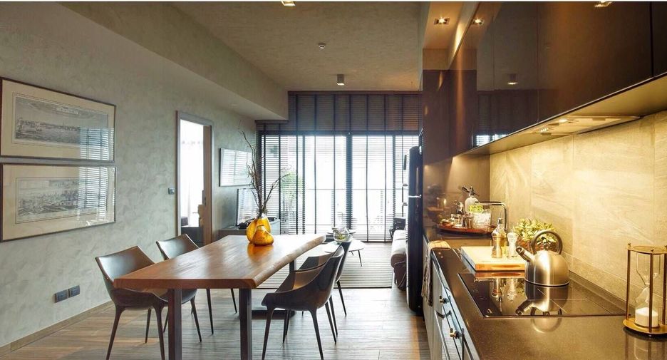 For rent 2 bedrooms condo in Watthana, Bangkok