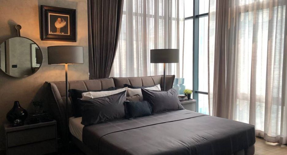 For rent 2 bedrooms condo in Watthana, Bangkok