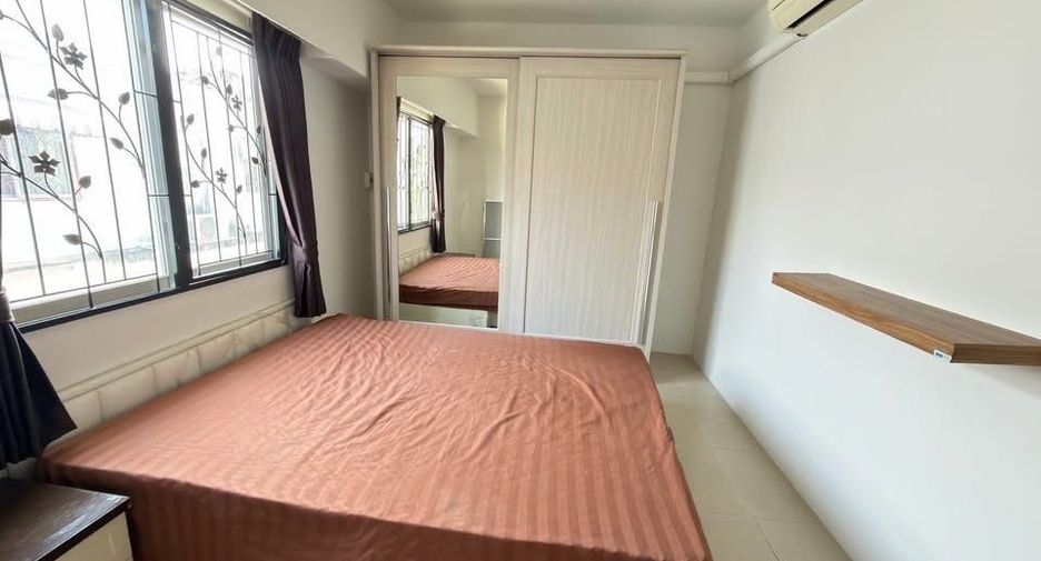 Reihenhaus zur Miete mit 3 Zimmer in Suan Luang, Bangkok