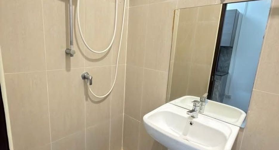Reihenhaus zur Miete mit 3 Zimmer in Suan Luang, Bangkok