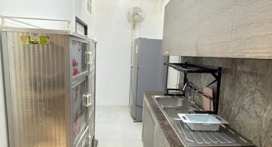 Reihenhaus zur Miete mit 3 Zimmer in Suan Luang, Bangkok