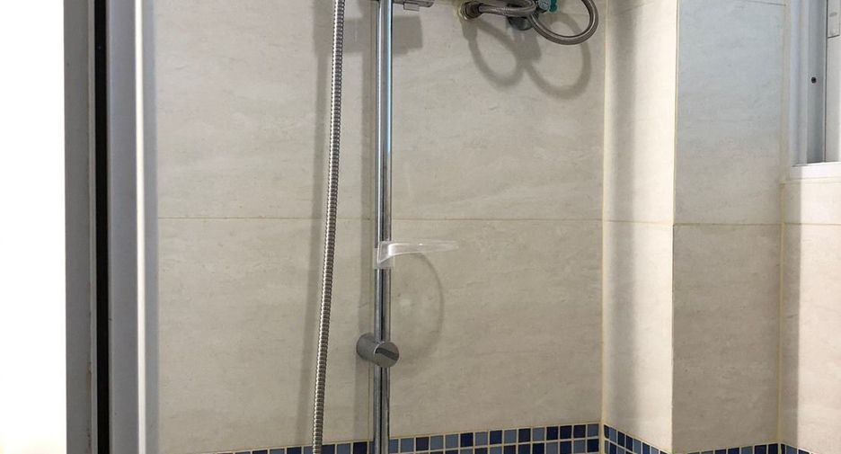 For rent 1 bed condo in Huai Khwang, Bangkok