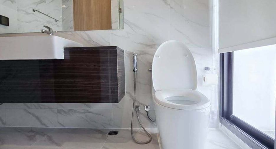 For rent 1 bed condo in Watthana, Bangkok