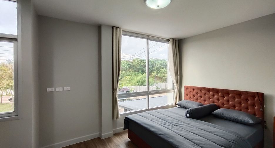 For rent 3 bedrooms townhouse in Thalang, Phuket