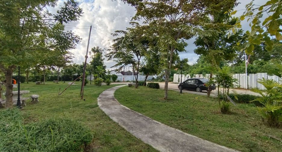 For rent 3 bedrooms townhouse in Thalang, Phuket