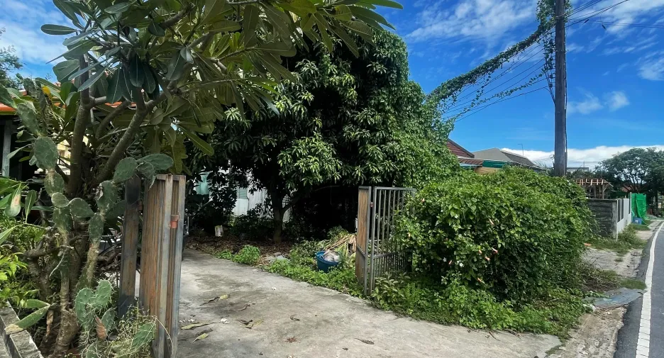 出售 2 卧室 独立屋 在 Phuket Town, 普吉
