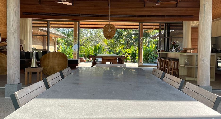 For sale 5 bedrooms villa in Takua Thung, Phang Nga