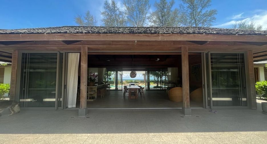 For sale 5 bedrooms villa in Takua Thung, Phang Nga
