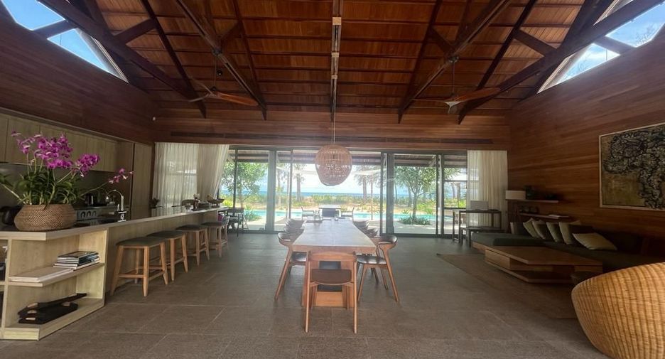 For sale 5 bedrooms villa in Takua Thung, Phang Nga