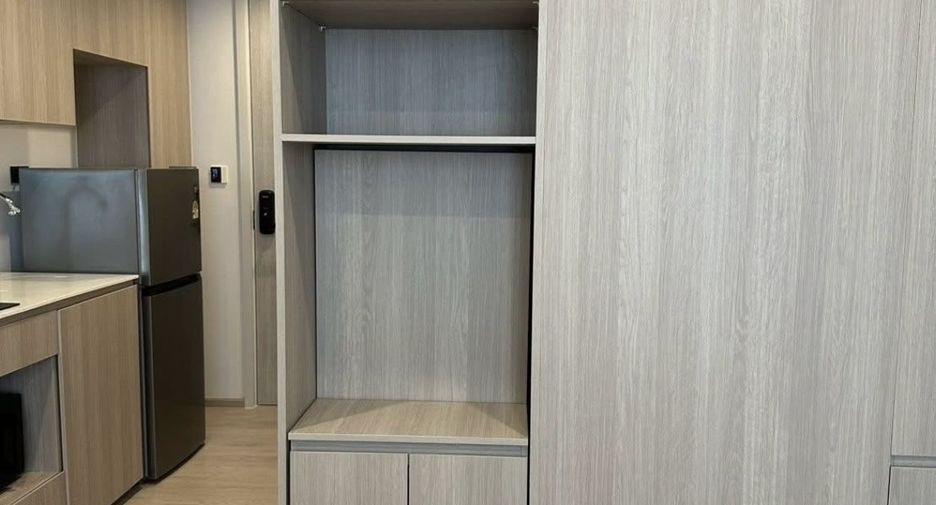 For rent studio condo in Khlong San, Bangkok