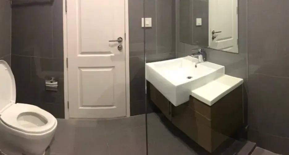 For rent 1 bed condo in Sathon, Bangkok