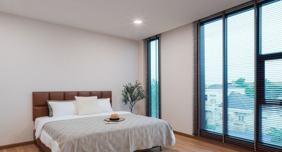 For rent 1 bed townhouse in Lat Phrao, Bangkok