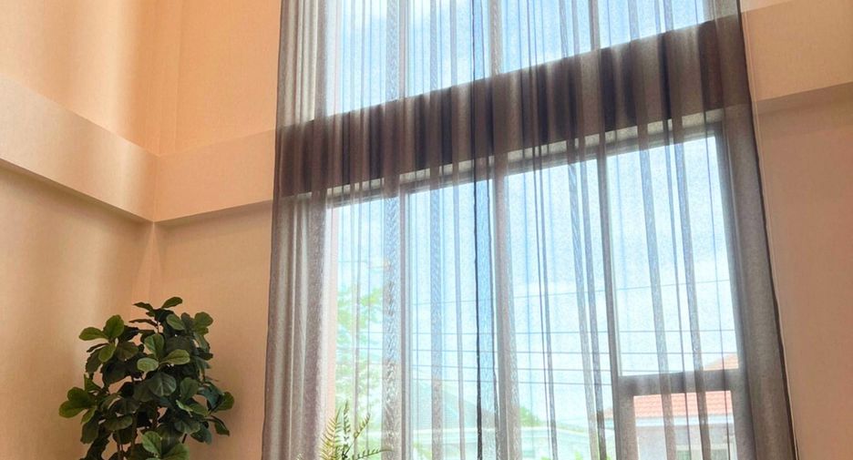 For rent 1 bed townhouse in Lat Phrao, Bangkok