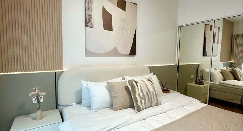 For sale 1 bed condo in Huai Khwang, Bangkok