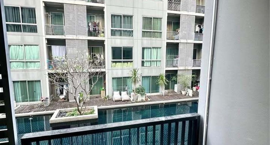 For sale 1 bed condo in Huai Khwang, Bangkok
