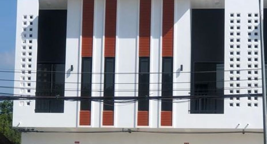 À vendre 3 chambres maison de ville à Mueang Phuket, Phuket
