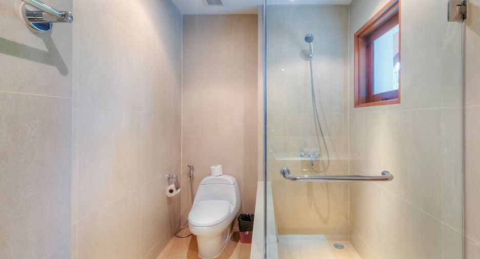 Villa zur Miete mit 5 Zimmer in Thalang, Phuket