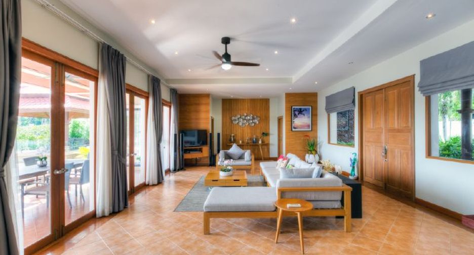 Villa zur Miete mit 5 Zimmer in Thalang, Phuket
