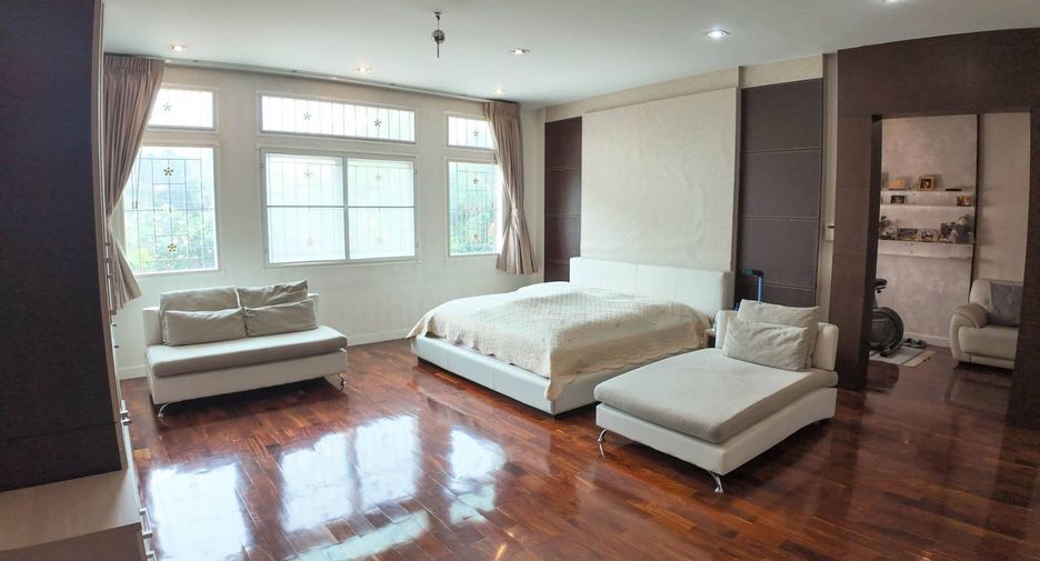 For sale 3 bedrooms house in Bueng Kum, Bangkok