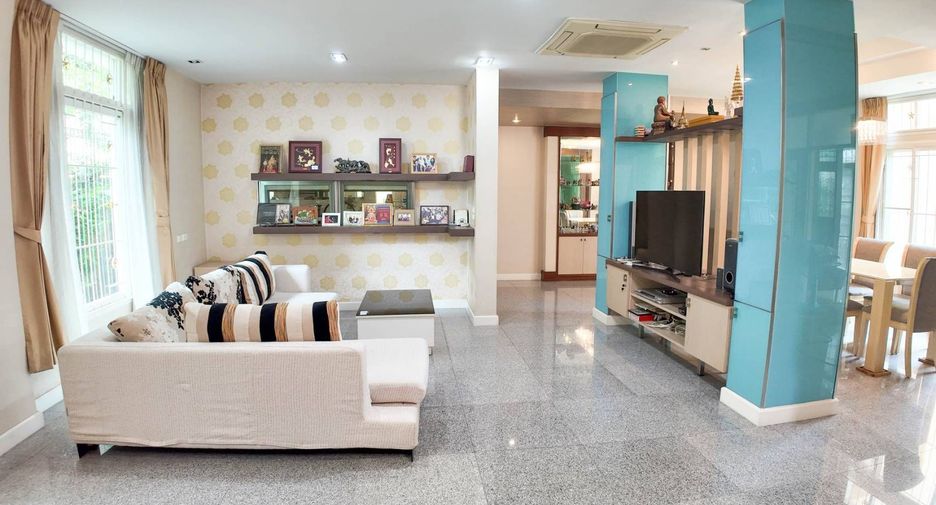 For sale 3 bedrooms house in Bueng Kum, Bangkok