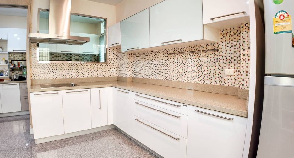 For sale 3 bedrooms house in Bueng Kum, Bangkok
