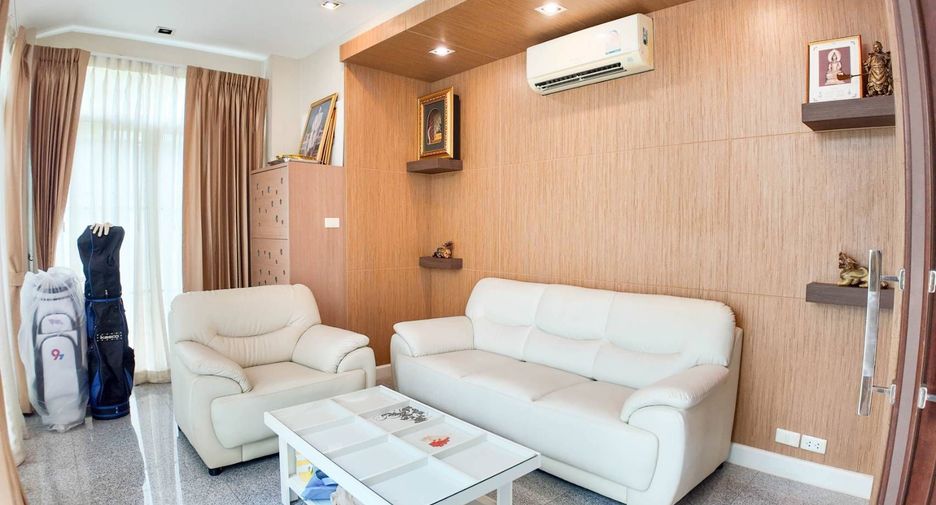For sale 3 bedrooms house in Bueng Kum, Bangkok