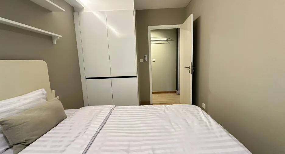 For rent 2 bedrooms condo in Watthana, Bangkok