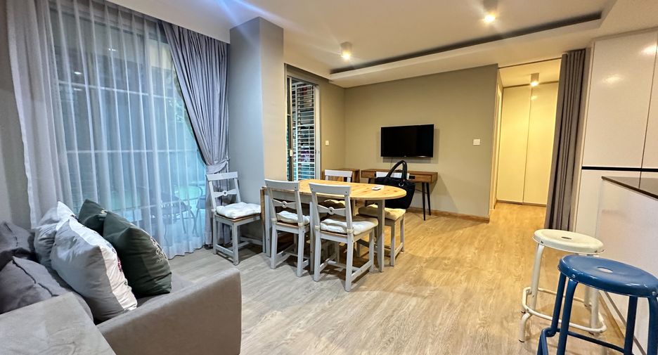 For rent 2 bedrooms condo in Watthana, Bangkok