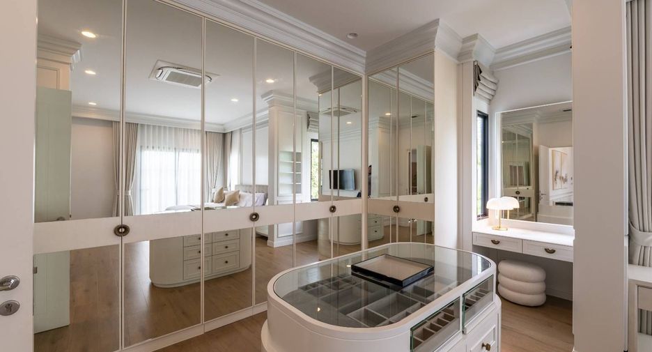 For rent 5 bedrooms house in Saphan Sung, Bangkok