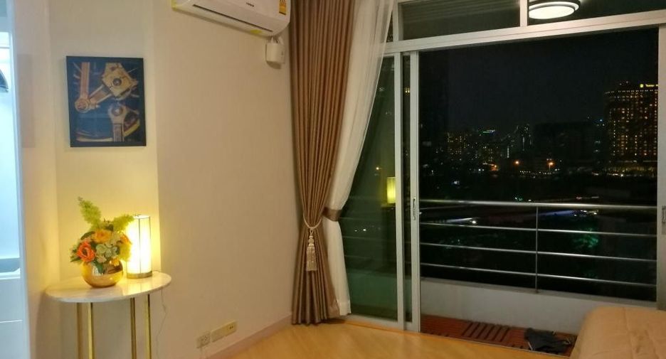 À vendre 2 chambres condo à Sathon, Bangkok