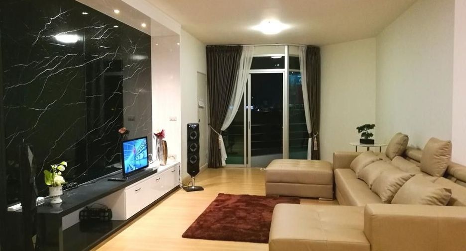À vendre 2 chambres condo à Sathon, Bangkok