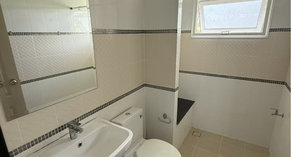 For sale and for rent 4 bedrooms villa in Mueang Phuket, Phuket