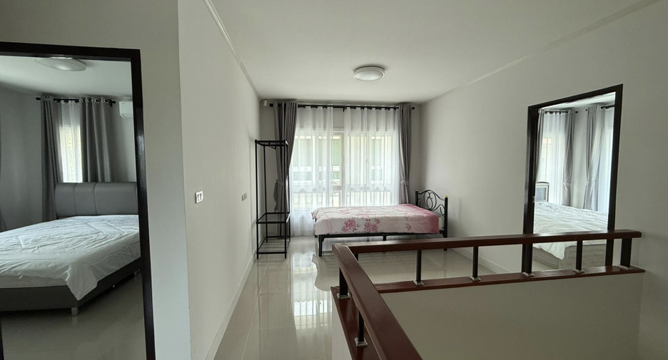 For sale and for rent 4 bedrooms villa in Mueang Phuket, Phuket