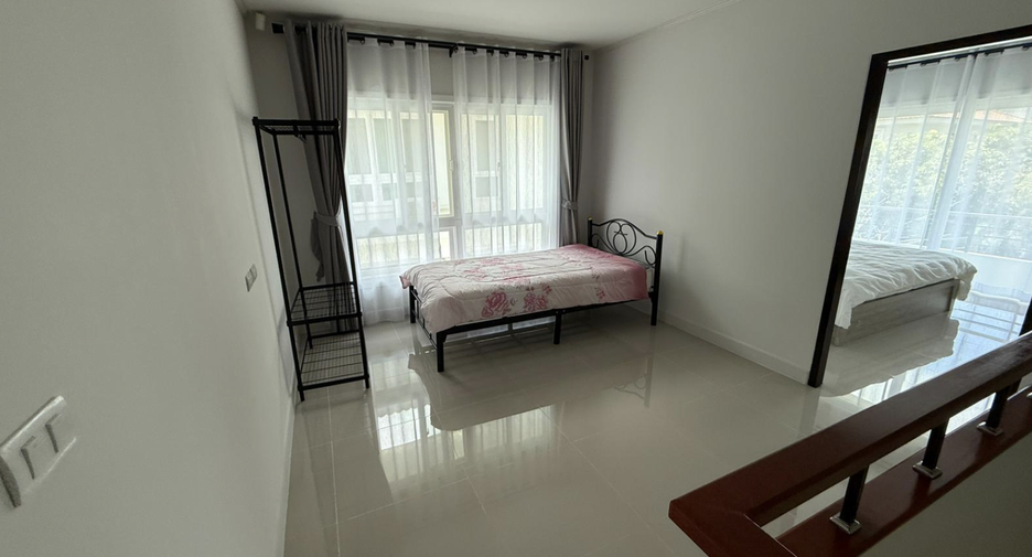 For sale and for rent 4 bedrooms villa in Mueang Phuket, Phuket