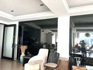 Аренда 1 кровать торговое помещение в Кхлонг Тоеи, Бангкок