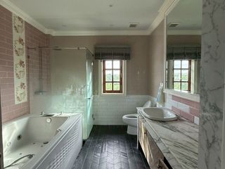 For sale and for rent 4 bedrooms house in Lak Si, Bangkok