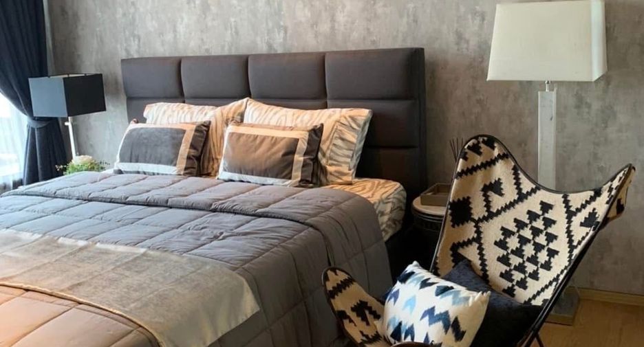 For rent 1 bed condo in Sathon, Bangkok