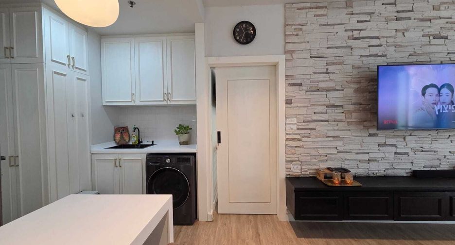 Продажа и аренда 1 кровать кондо в Щаттхана, Бангкок