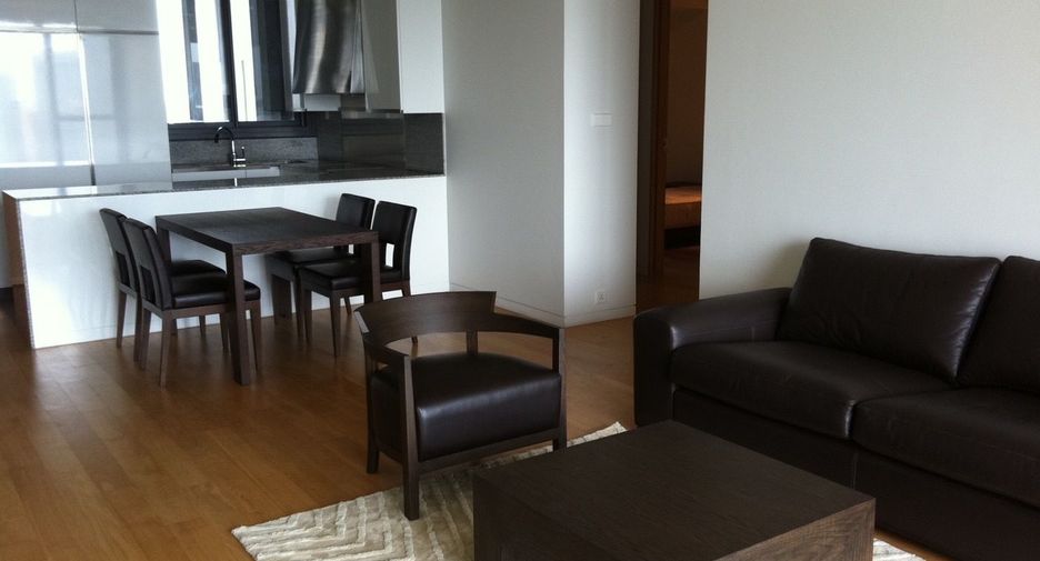 For rent 2 bedrooms condo in Sathon, Bangkok