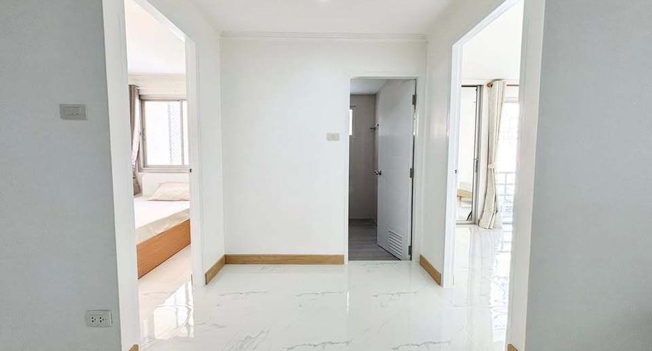 For rent 2 ベッドルーム condo in Khlong Toei, Bangkok