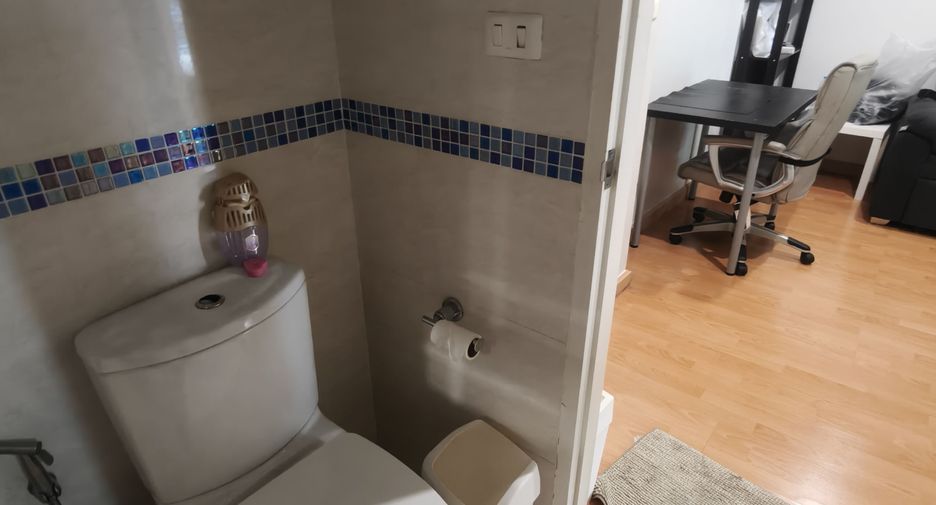 For sale 1 bed condo in Phaya Thai, Bangkok