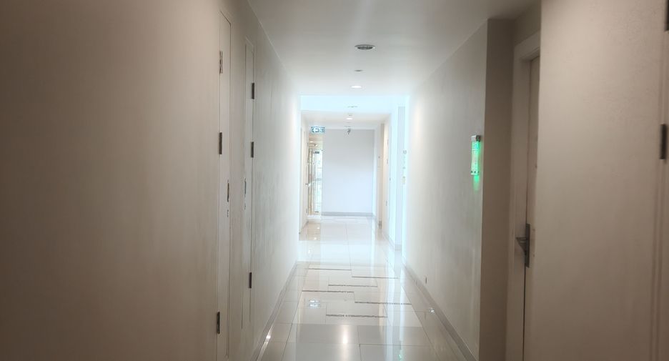 For sale 1 bed condo in Phaya Thai, Bangkok