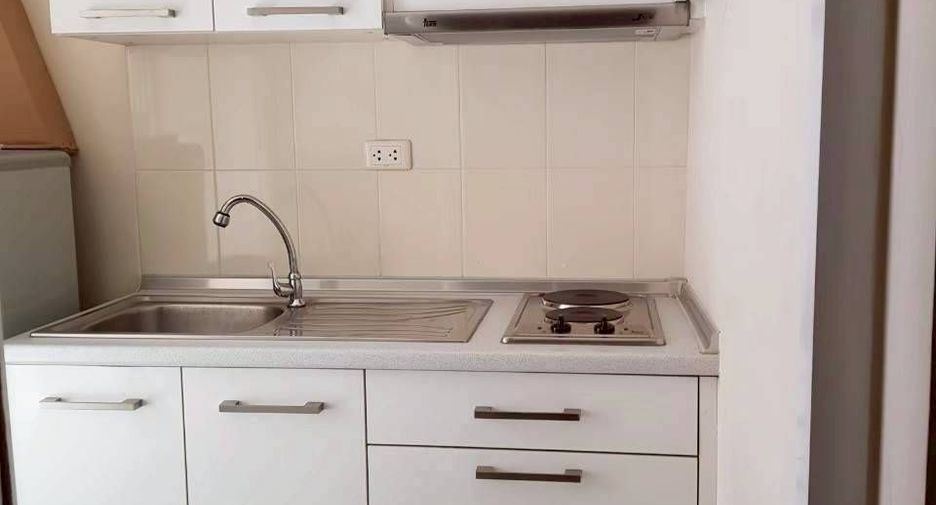 For sale 1 bed condo in Phaya Thai, Bangkok
