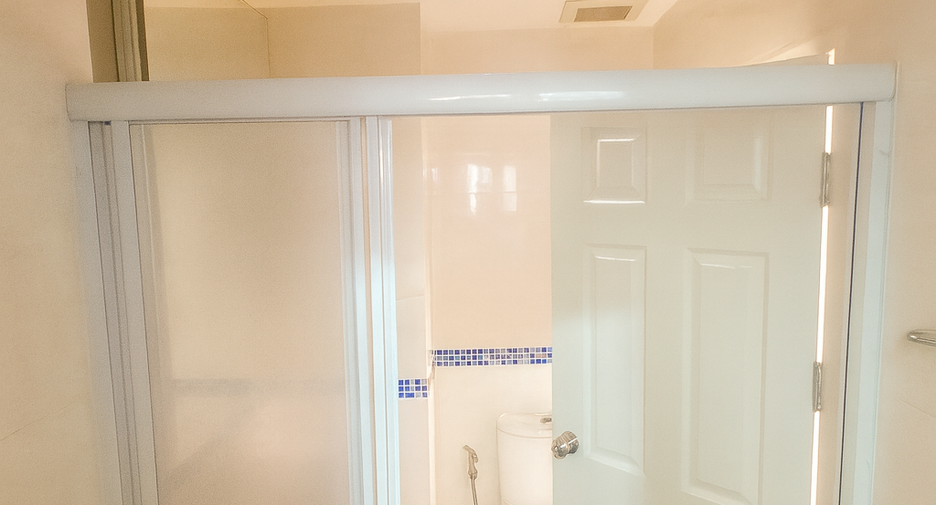 For sale 1 bed condo in Phaya Thai, Bangkok