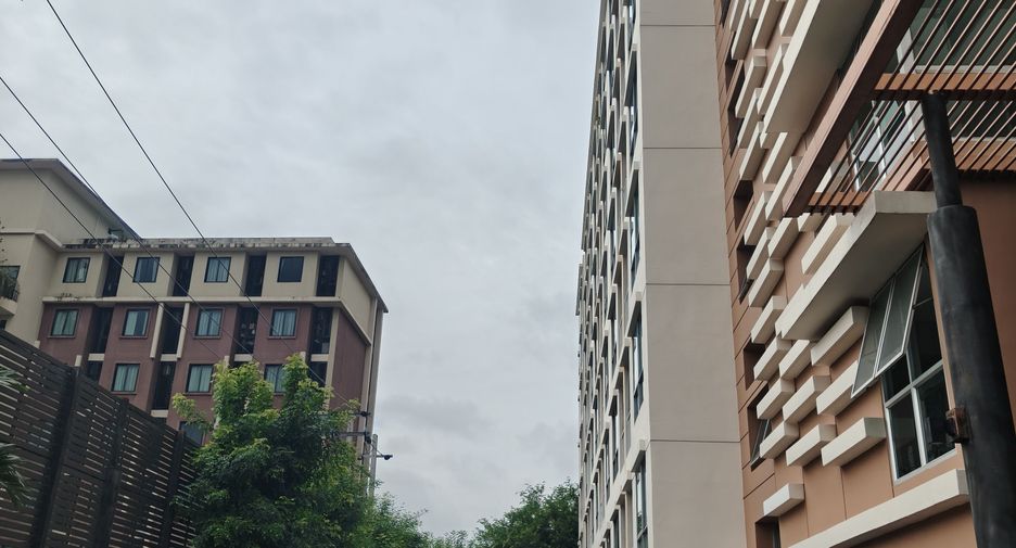 For sale 1 bed condo in Phaya Thai, Bangkok