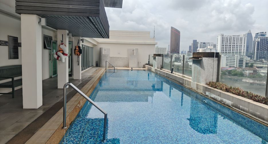 For sale 1 bed condo in Phaya Thai, Bangkok