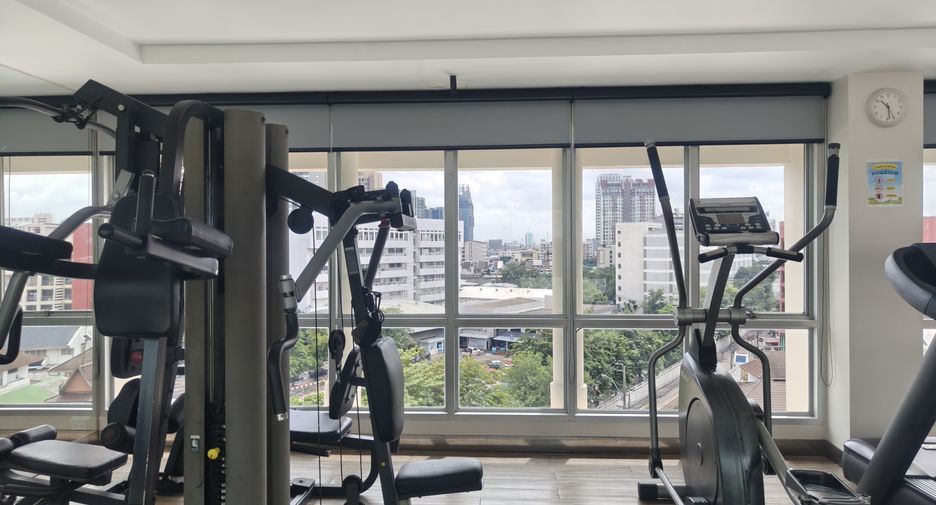 For sale 1 bed condo in Phaya Thai, Bangkok