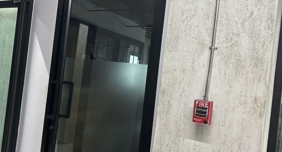 For rent office in Khlong Toei, Bangkok