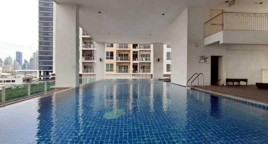 For sale 2 bedrooms condo in Ratchathewi, Bangkok