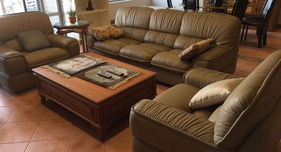 Condo en alquiler de 3 habitaciones en Pathum Wan, Bangkok
